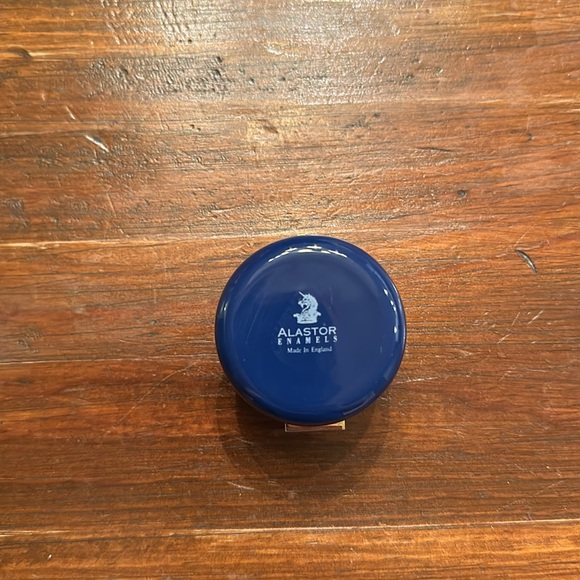 Authentic Alastor Enamel trinket box - Picture 4 of 7